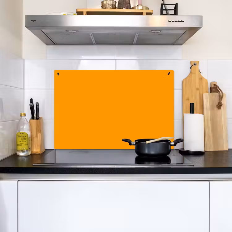 Warm - Ochre - Oranje Inductie beschemer met haakjes klein 777 -sfeer2