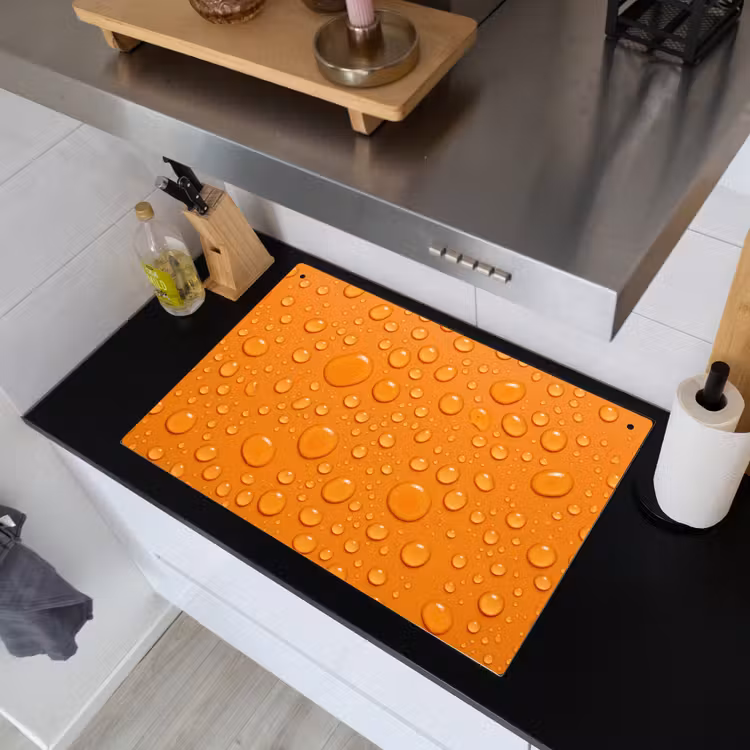 Water - Druppels - Oranje Inductie beschemer met haakjes klein -sfeer1