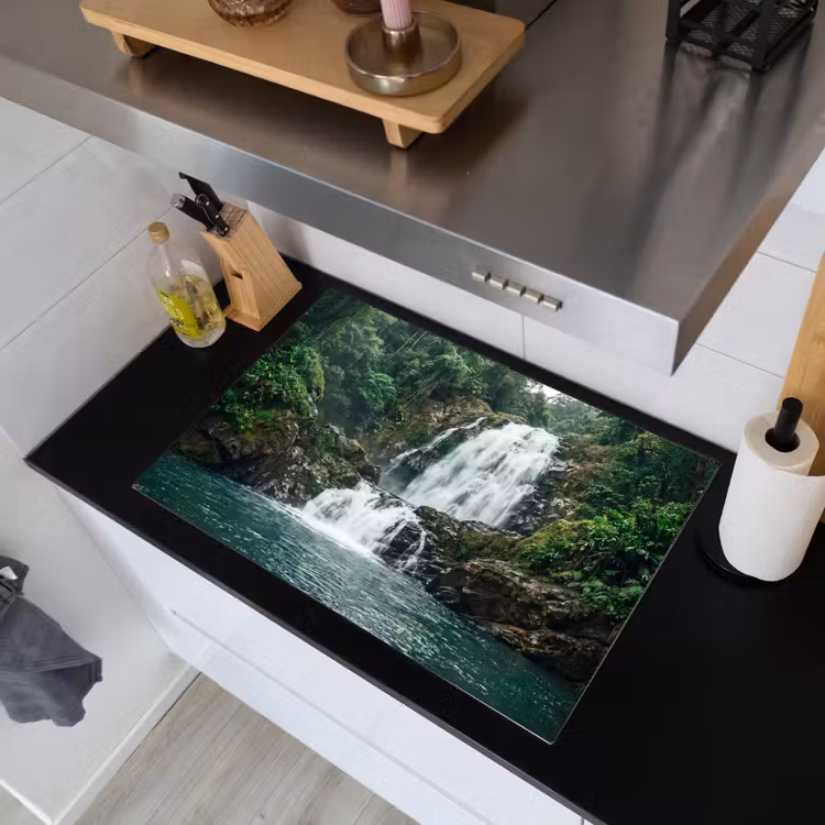 Waterval - Bos - Natuur - Groen Inductie beschemer met haakjes klein -sfeer1