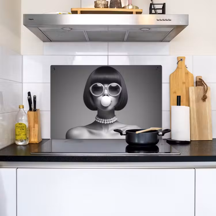 Vrouw - Zwart Wit - Ketting - Zonnebril Inductie beschemer met haakjes klein -sfeer2