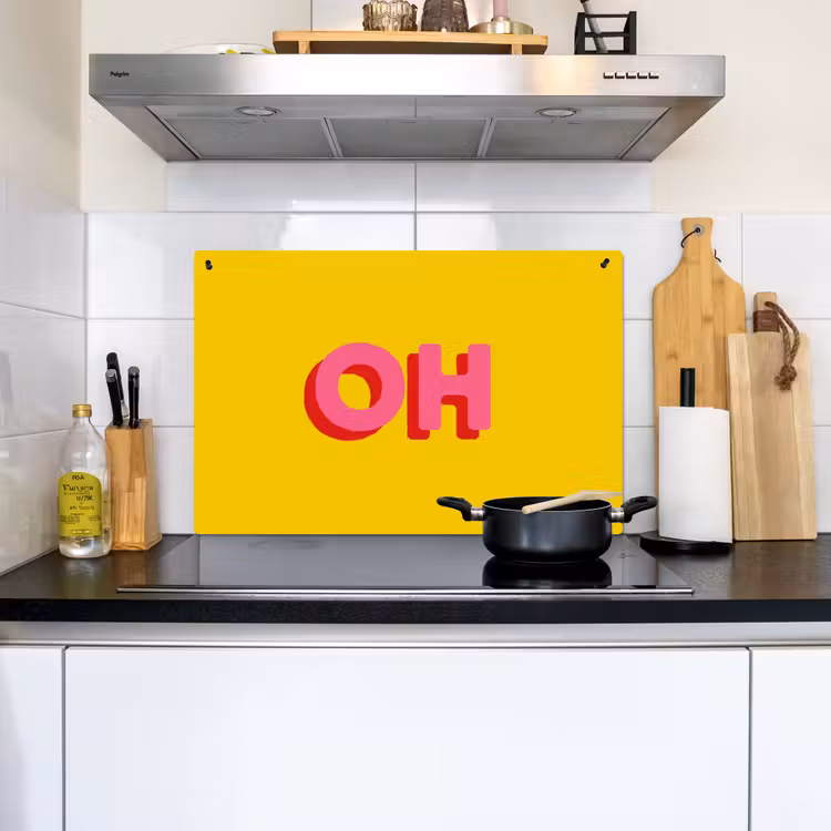 Geel - Roze - Oh - 3D Inductie beschemer met haakjes klein -sfeer2