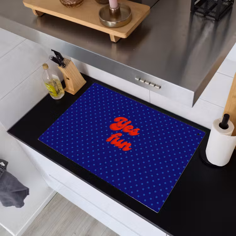 Yes fun - Rood - Blauw - Stippen Inductie beschemer met haakjes klein -sfeer1
