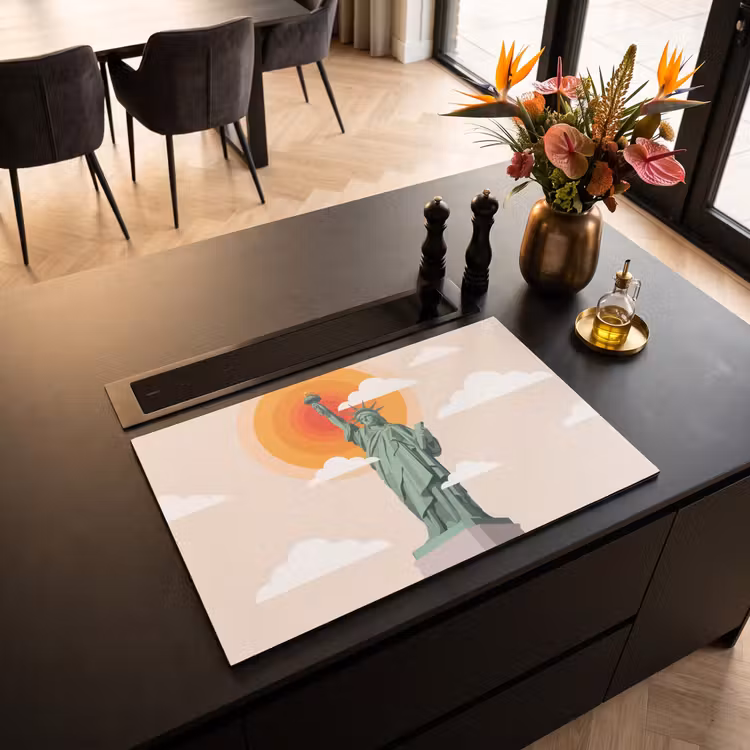 Vrijheidsbeeld - New York - Zon - Modern Inductie beschermer vinyl 3mm klein -sfeer5