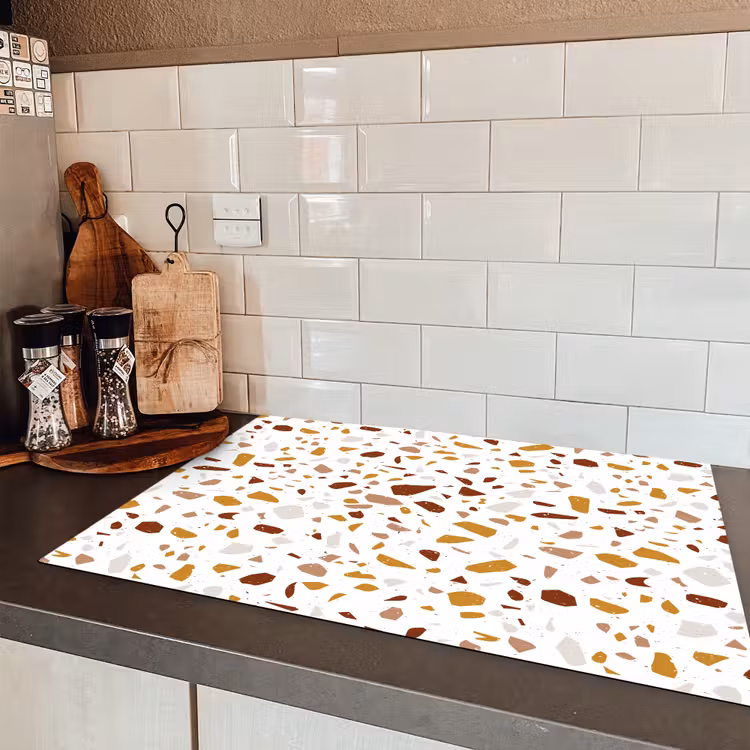 Terrazzo - Patroon - Wit - Urban Inductie beschermer vinyl 3mm klein 276 -sfeer3