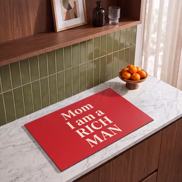 Tekst - Rijkdom - Motivatie - Rood - Modern Inductie beschermer vinyl 3mm klein -sfeer8