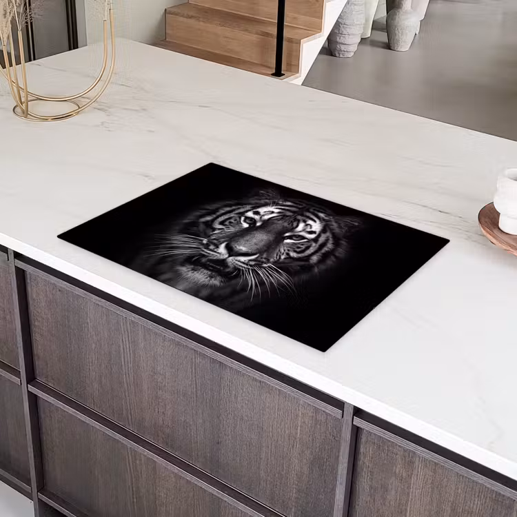 Tijger - Dieren - Zwart - Wit - Portret - Wild Inductie beschermer vinyl 3mm klein -sfeer8