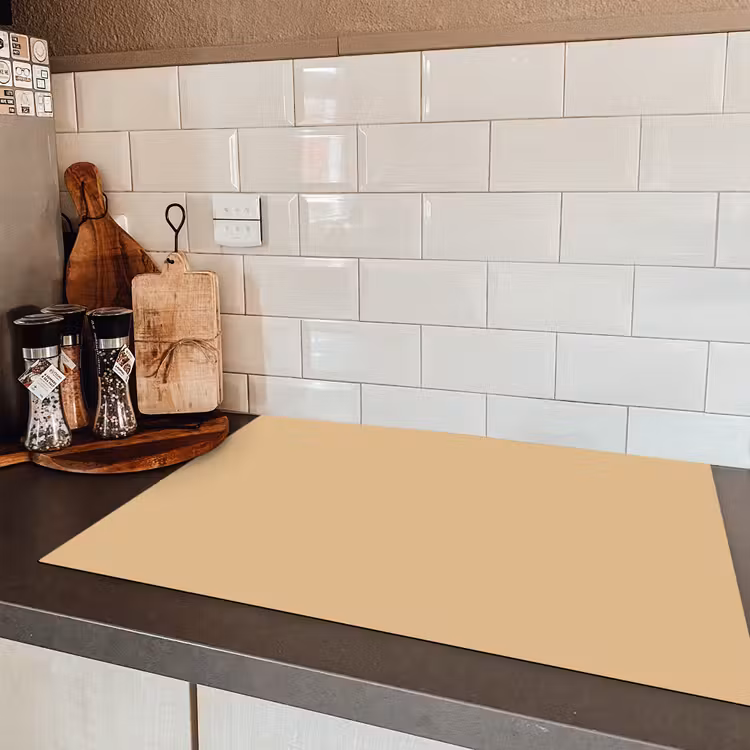 Warm - Sand - Nude Inductie beschermer vinyl 3mm klein 276 -sfeer3