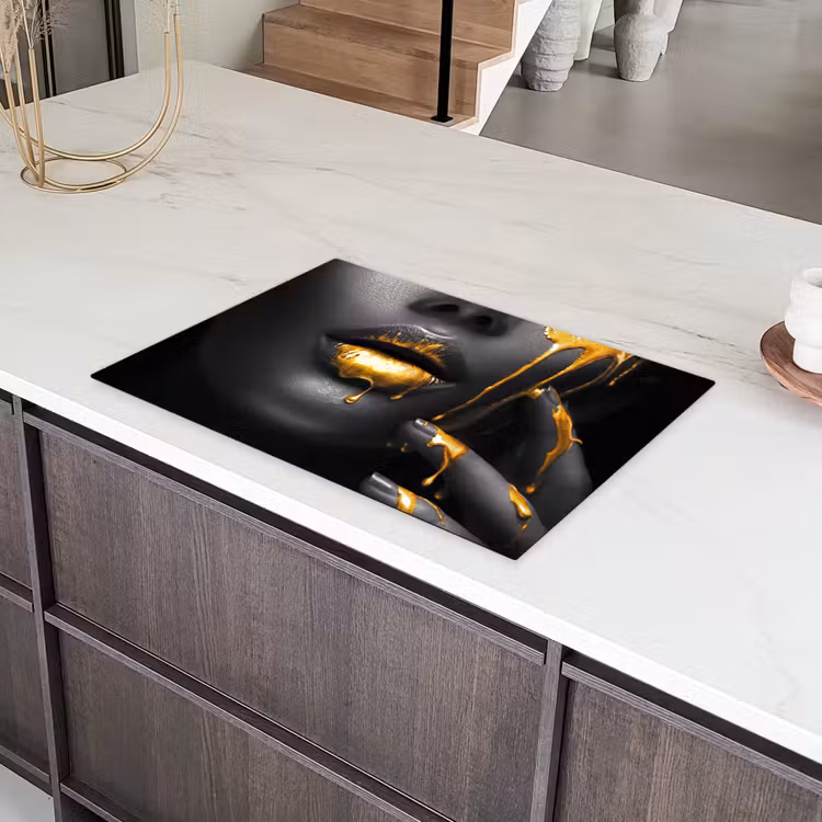Vrouw - Zwart - Goud - Gezicht - Lippen Inductie beschermer vinyl 3mm klein -sfeer8