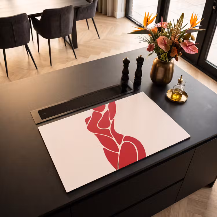 Vrouw - Figuur - Abstract - Modern - Rood Inductie beschermer vinyl 3mm klein -sfeer5