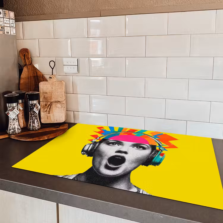 Vrouw - Koptelefoon - Geel Inductie beschermer vinyl 3mm klein -sfeer3