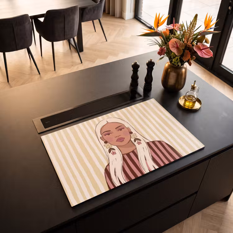 Vrouw - Portret - Illustratie - Modern - Roze Inductie beschermer vinyl 3mm klein -sfeer5