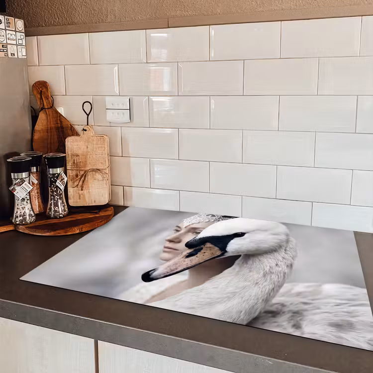 Vrouw - Zwaan - Wit Inductie beschermer vinyl 3mm klein -sfeer3