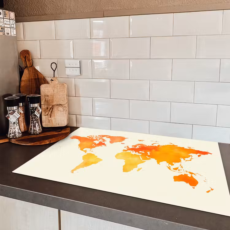 Wereldkaart - Oranje - Kleurrijk Inductie beschermer vinyl 3mm klein -sfeer3