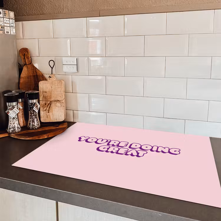 You're doing great - roze - 3D Inductie beschermer vinyl 3mm klein -sfeer3