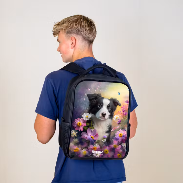 zwart witte puppy tussen kleurrijke bloemen Rugzak - Zwart middel -sfeer8