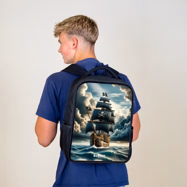 Piratenschip op een woeste zee Rugzak - Zwart middel -sfeer8