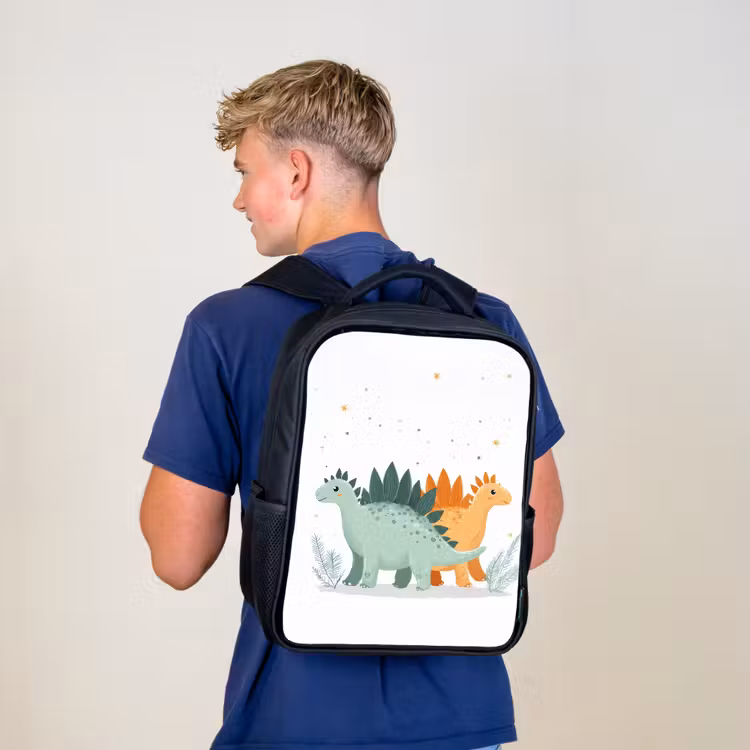 Planten - Sterren - Dinosaurussen - Oranje Rugzak - Zwart middel -sfeer8