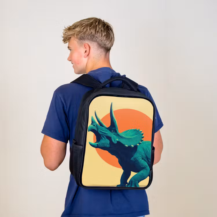 Triceratops - Cirkel - Oranje - Hoorns Rugzak - Zwart middel -sfeer8