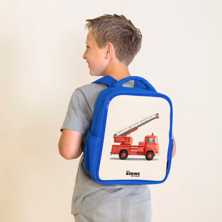 Brandweerwagen - Getekend - Rood Kinderrugzak - Blauw middel -sfeer2