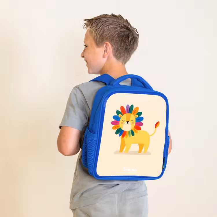Leeuw - Manen - Kleurrijk Kinderrugzak - Blauw middel -sfeer2
