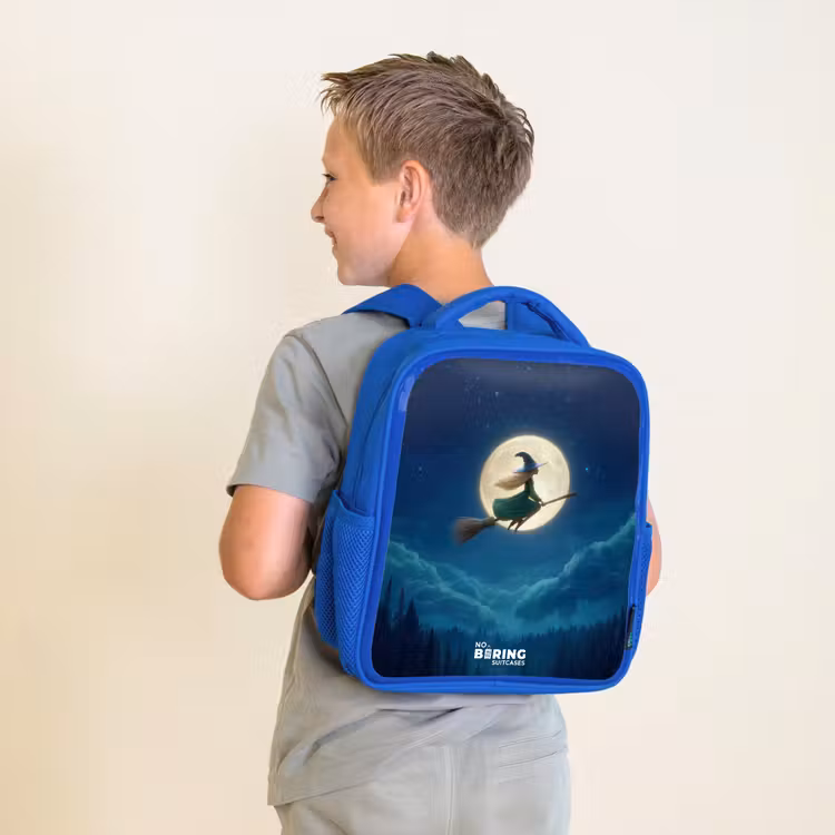 Nachtelijke Vlucht over het Woud Kinderrugzak - Blauw middel -sfeer2