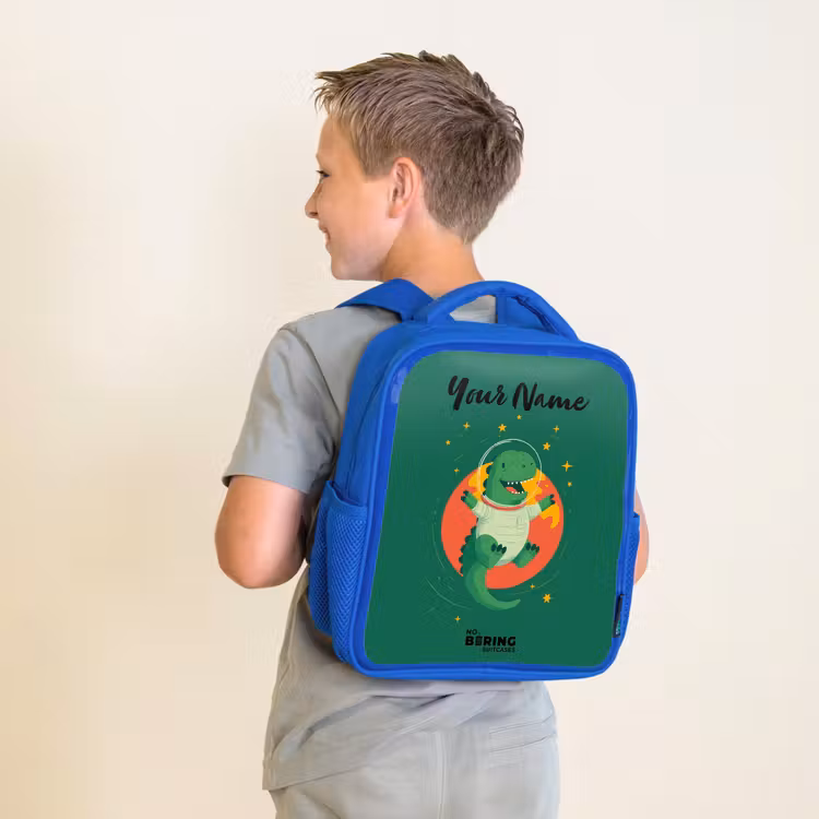 Dino - Planeet - Sterren - Groen Kinderrugzak - Blauw middel -sfeer2