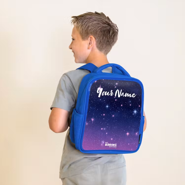 Sterren - Galaxy - Blauw - Roze Kinderrugzak - Blauw middel -sfeer2