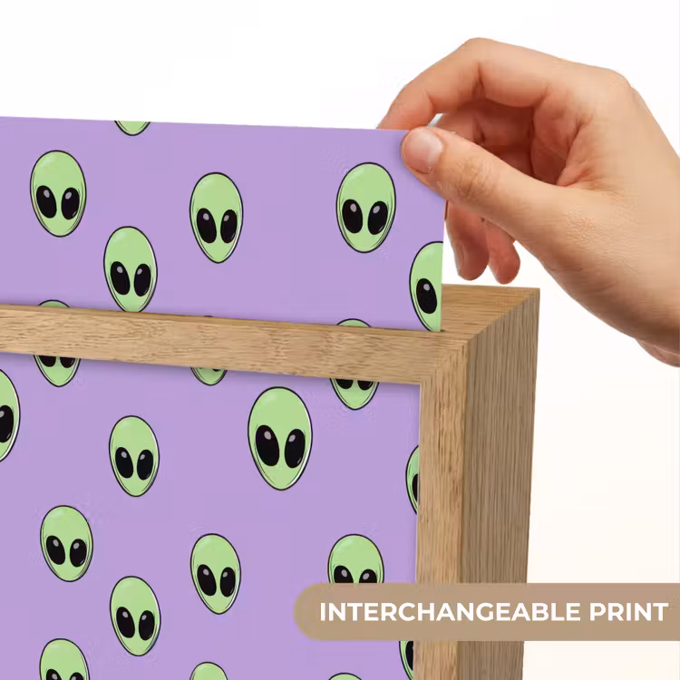 Alien - Retro - Lila Light Box met kabel (Kinderlampje) klein 904 -USP_websiteprintEN