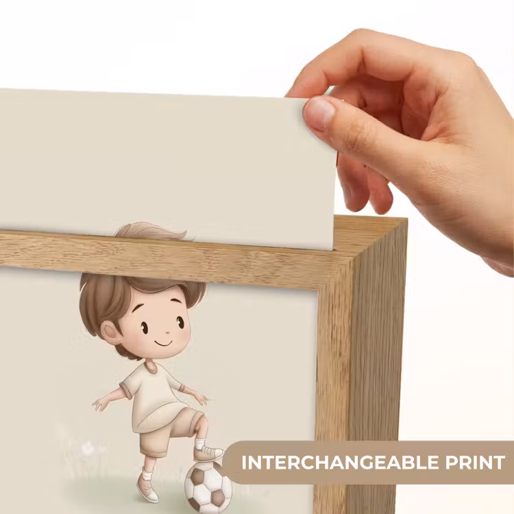 Jongen - Voetbal - Bruin - Minimalistisch Light Box met kabel (Kinderlampje) klein -USP_websiteprintEN