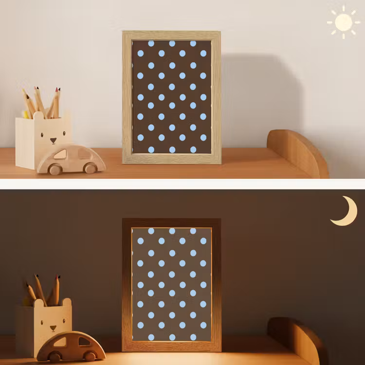Klassiek - Stippen - Bruin Light Box met kabel (Kinderlampje) klein 904 -sfeer3_kind