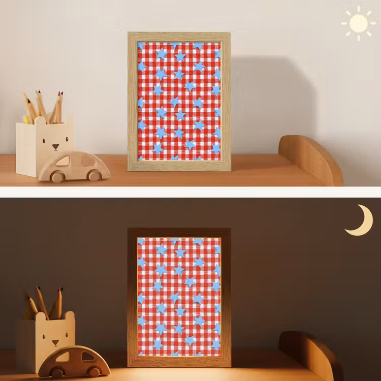 Ruit - Sterren - Rood Light Box met kabel (Kinderlampje) klein 904 -sfeer3_kind