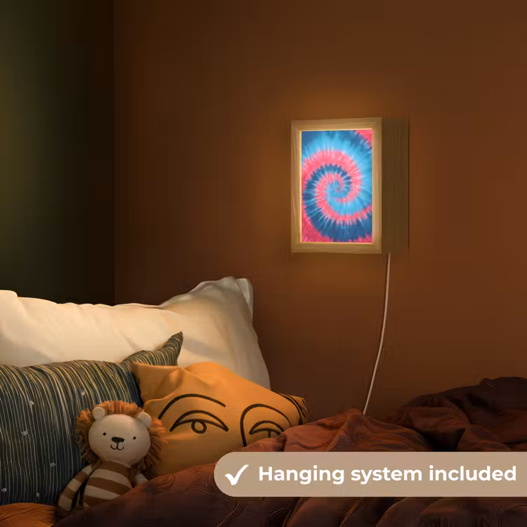 Spiraal - Roze - Draaiend Light Box met kabel (Kinderlampje) klein -sfeer5_kind_EN