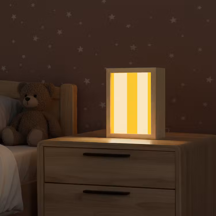 Strepen - Klassiek - Geel Light Box met kabel (Kinderlampje) klein 904 -sfeer1_kind