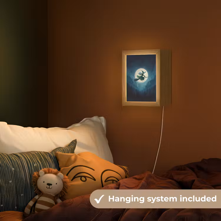 Heks - Maan - Bos - Magisch Light Box met kabel (Kinderlampje) klein -sfeer5_kind_EN