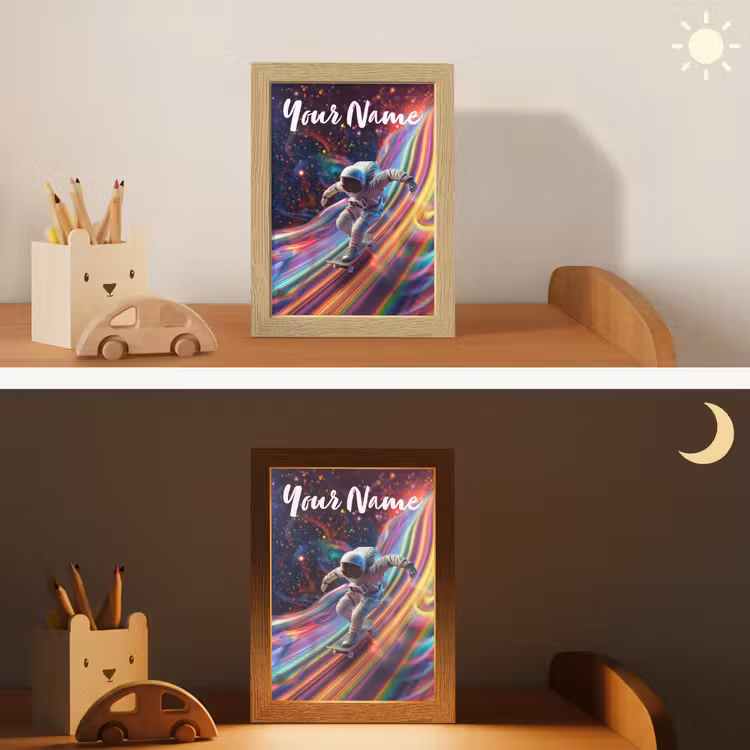 Astronaut - Ruimte - Skateboard - Kleurrijk Light Box met kabel (Kinderlampje) klein -sfeer3_kind