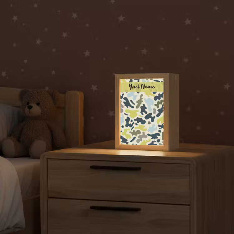 Camouflage - Groen - Blauw - Jongens - Kinderen Light Box met kabel (Kinderlampje) klein -sfeer1_kind