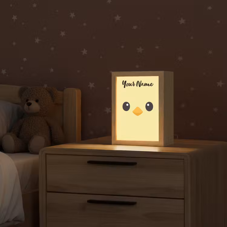 Kuiken - Geel - Minimalistisch - Snavel Light Box met kabel (Kinderlampje) klein -sfeer1_kind