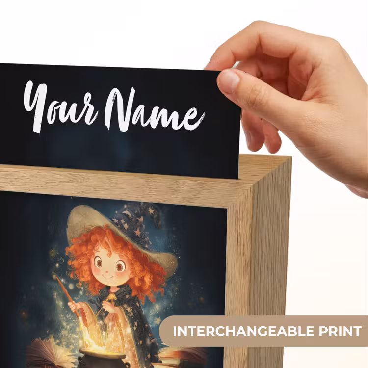 Tovenares - Meisje - Boeken - Toveren Light Box met kabel (Kinderlampje) klein -USP_websiteprintEN