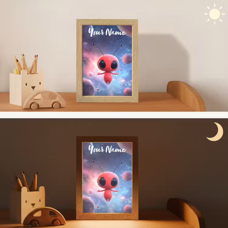 Buitenaards wezen - Rood - Planeten Light Box met kabel (Kinderlampje) klein -sfeer3_kind
