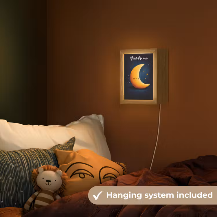 Maan - Geel - Sterren - Gezichtje Light Box met kabel (Kinderlampje) klein -sfeer5_kind_EN