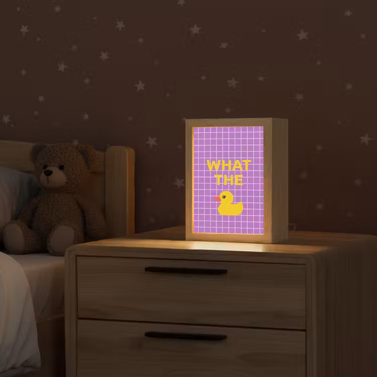 Tekst - Eend - Paars Light Box met kabel (Kinderlampje) klein -sfeer1_kind