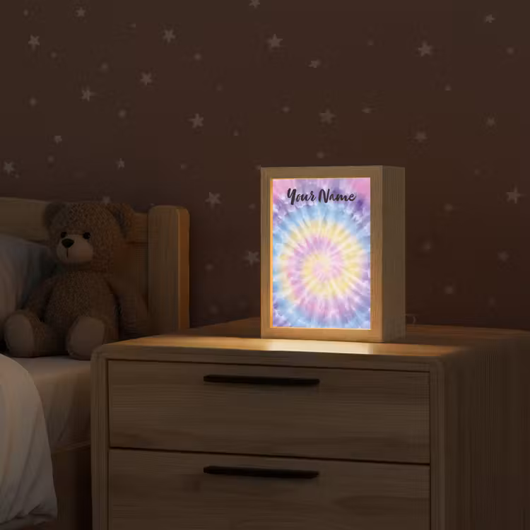 Tie Dye - Klassiek - Pasteltinten Light Box met kabel (Kinderlampje) klein -sfeer1_kind