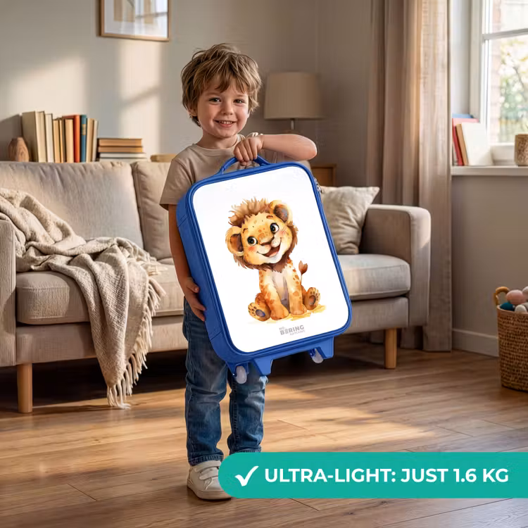 Baby leeuw Kinderkoffer - Blauw klein -sfeer2_EN
