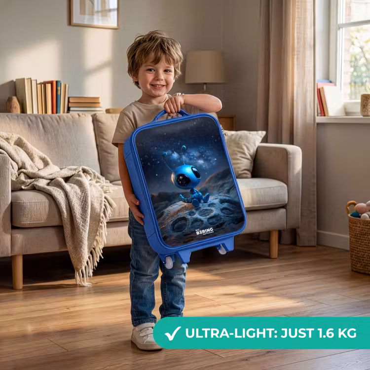 Blauw buitenaards wezentje onder sterrenhemel Kinderkoffer - Blauw klein -sfeer2_EN
