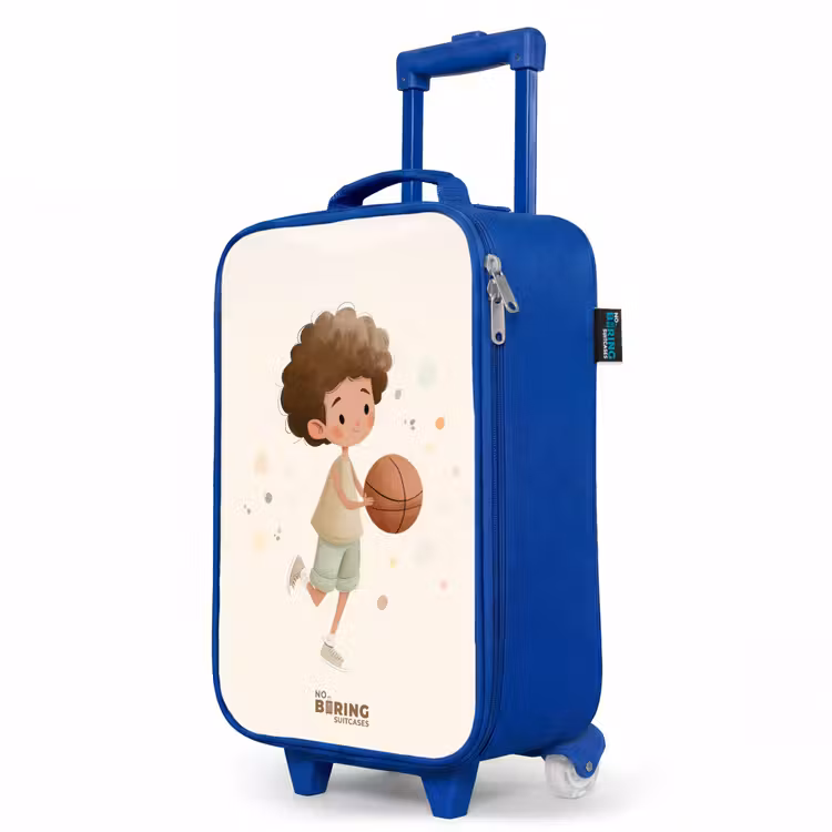 Jongen met een basketbal in beige kleuren Kinderkoffer - Blauw klein -productfoto_schuin