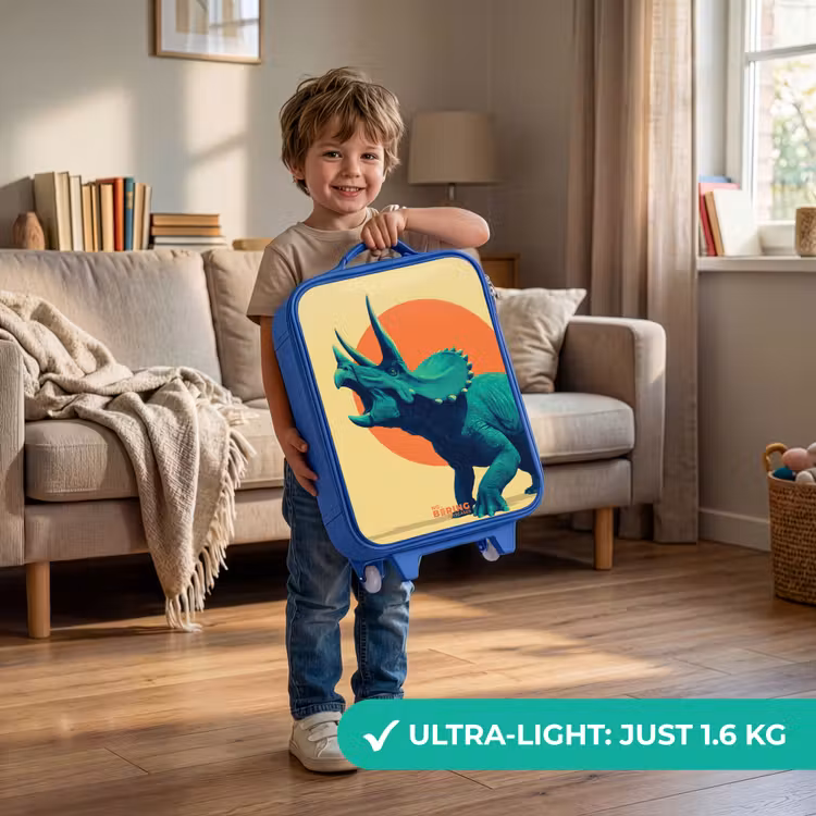 Hoornkrijger in de zon Kinderkoffer - Blauw klein -sfeer2_EN