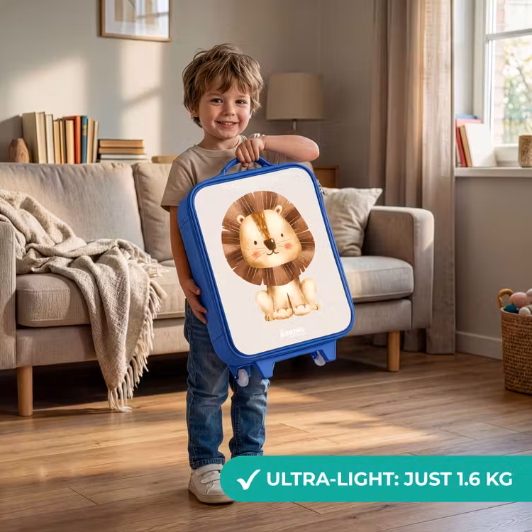 Leeuw illustratie met beige achtergrond Kinderkoffer - Blauw klein -sfeer2_EN