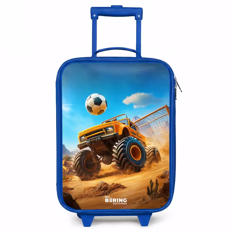 Monstertruck scoort goal in woestijnstadion Kinderkoffer - Blauw klein -3d