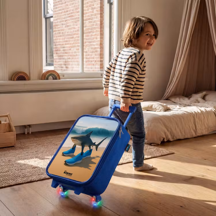 Tralalero tralala Kinderkoffer - Blauw klein -sfeer1