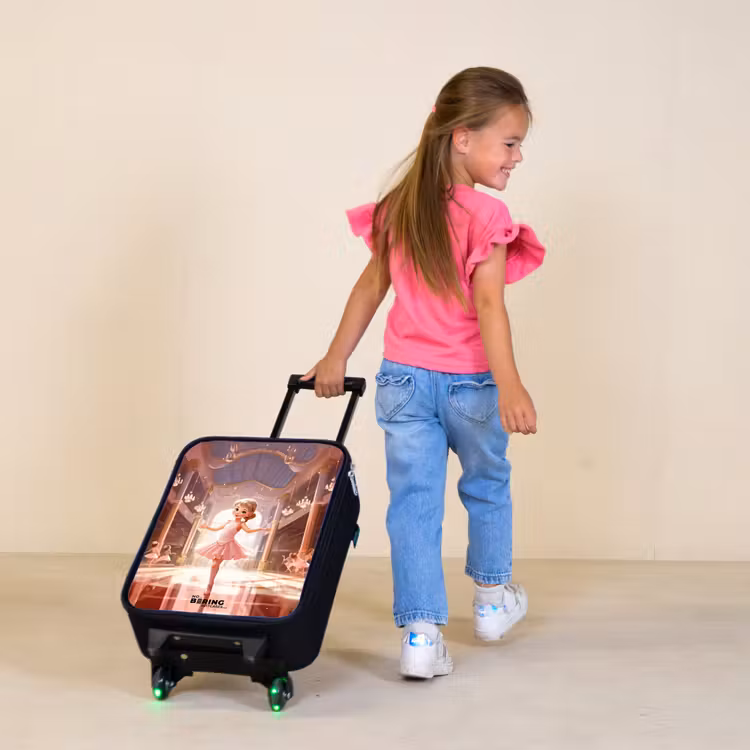 Ballerina in een paleiszaal Kinderkoffer - Zwart klein -sfeer1